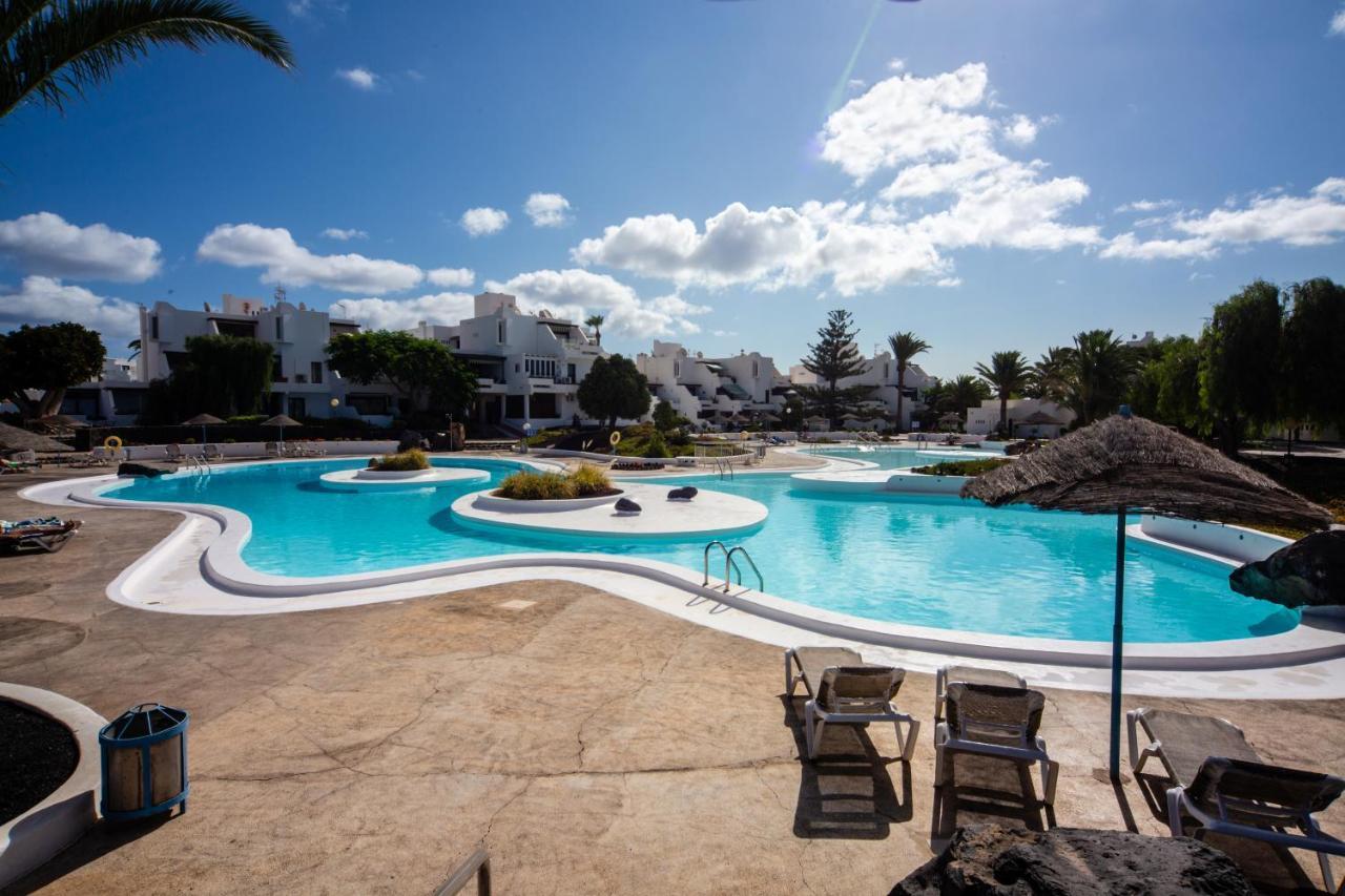 Los Molinos Holidays. 2 Bedrooms Apartment Costa Teguise Exterior foto